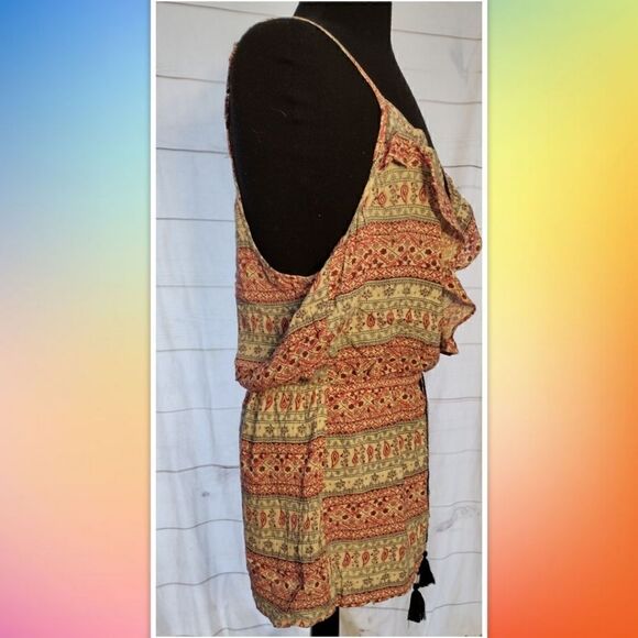 American Eagle Romper Jumpsuit Shorts V Neck Spaghetti Straps Size  Med - Picture 2 of 4